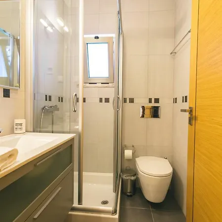 Best Houses 33 - Best Location Apartment